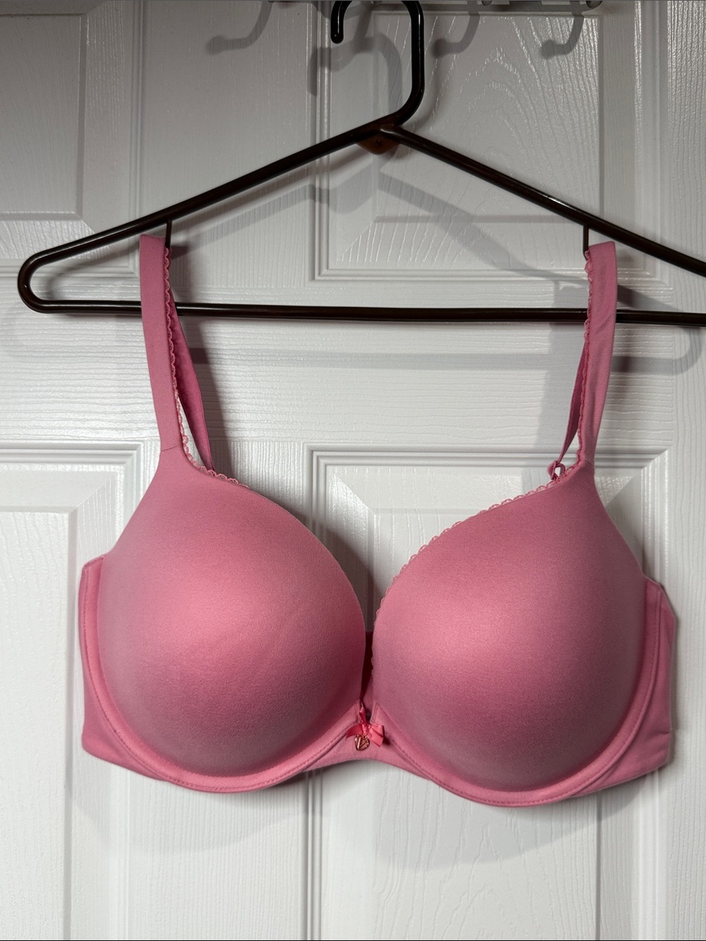 Victoria's Secret Body by Victoria Pink Push Up Bra